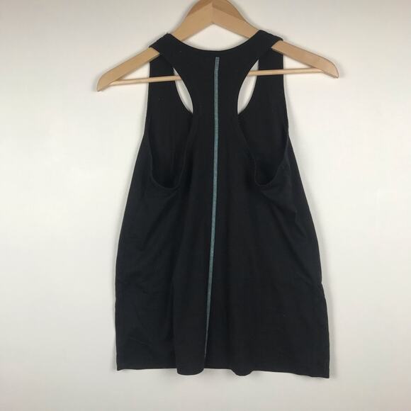 Athletic works - Picture 4 of 9